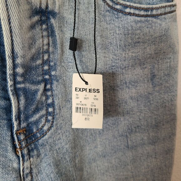 Express US Womens 6R Light Wash Distressed Straight Ankle Jeans High Rise NEW - Picture 8 of 12
